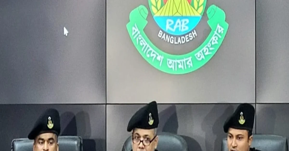 কেরানীগঞ্জে ইয়াবা তৈরির গোপন কারখানা, আটক ৪