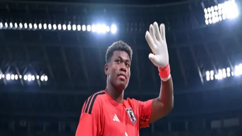 পারমার গোলরক্ষক সুজুকিকে দলে টানতে পিএসজির আলোচনা অব্যাহত