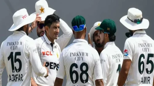 বিদেশের মাটিতে টেস্টে টানা আট হারের লজ্জায় পাকিস্তান