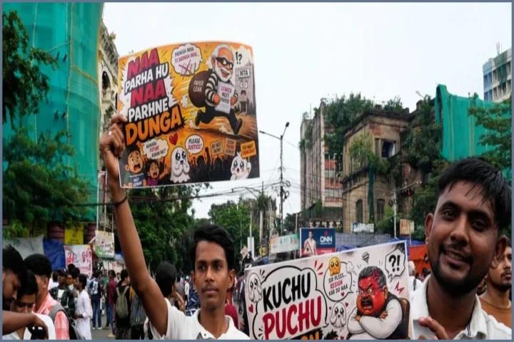 মোদির ‘অপরাজেয়’ ভাবমূর্তিতে বড় ধাক্কা দিল ভারতীয় শিক্ষার্থীদের আন্দোলন