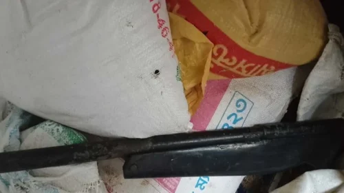 যশোরের অভয়নগরে বাড়ির সিঁড়ির নিচ থেকে ওয়ান শুটার গান উদ্ধার
