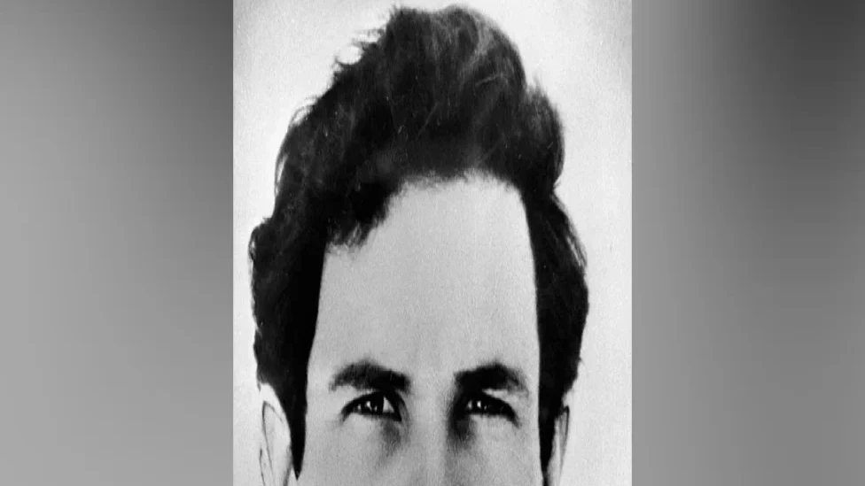 উগান্ডায় উন্মোচন হলো ইসরায়েলি প্রধানমন্ত্রীর ভাই ইয়োনাথান নেতানিয়াহুর মূর্তি