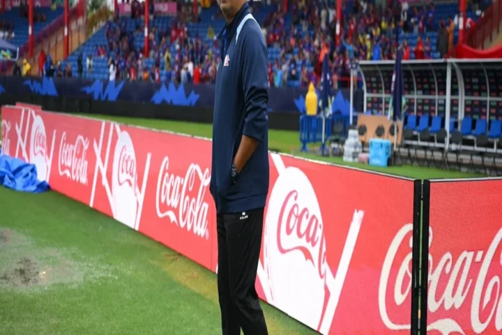 কানাডা ক্রিকেট দলের প্রধান কোচের পদ ছাড়লেন মন্টি দেশাই