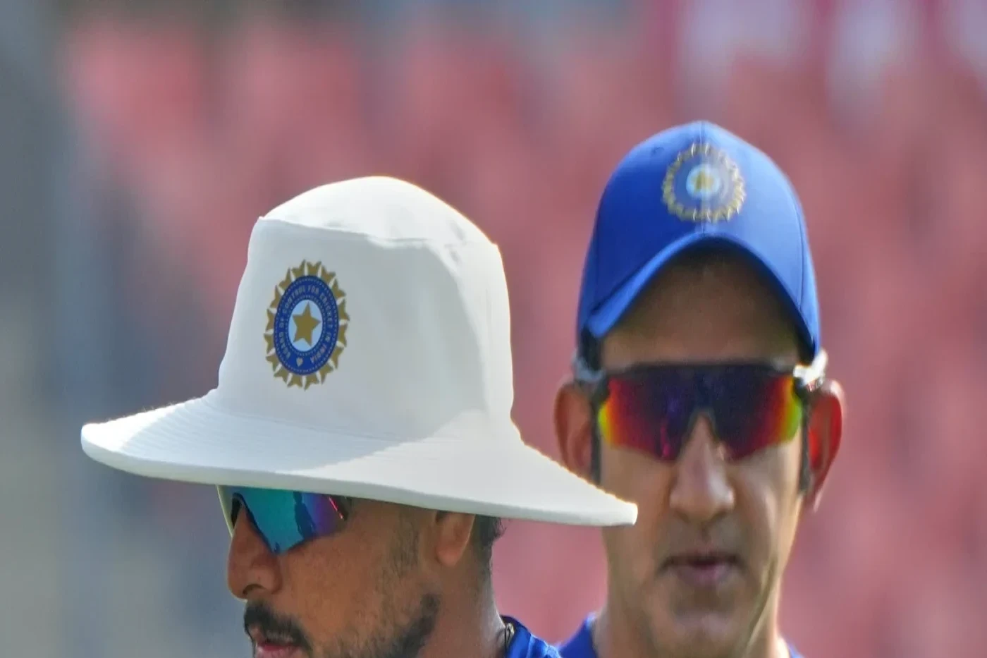 কুলদীপকে অনেক উঁচুতে রাখলেও একাদশে সুযোগ নিয়ে নিশ্চিত নন গম্ভীর