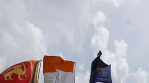 গলে বৃষ্টির রাজত্বে দ্বিতীয় দিনে লড়াইয়ে ফিরল শ্রীলঙ্কা