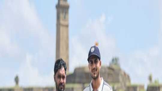 গলে মাইলফলক টেস্টে ভারতের ঘুরে দাঁড়ানোর লড়াই, প্রতিপক্ষ শ্রীলঙ্কা