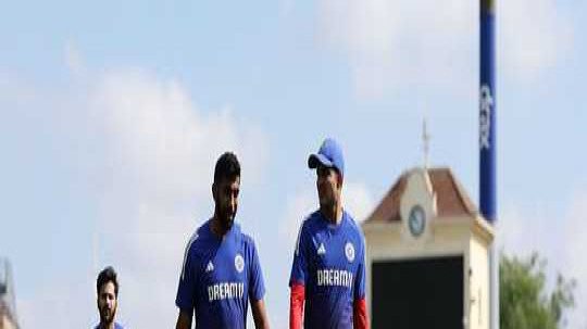 চোট ব্যবস্থাপনায় ত্রুটির অভিযোগ উড়িয়ে দিলেন ভিভিএস লক্ষ্মণ