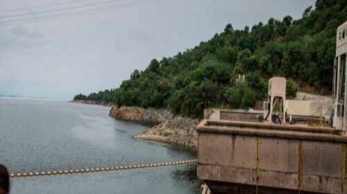 জিম্বাবুয়ের কারিবা হ্রদে ফেরিডুবি: অন্তত ৪৪ জনের মৃত্যু
