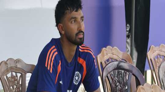 টেস্টে ভারতের ৩ নম্বর পজিশনে অস্থিরতা, সুযোগের অপেক্ষায় পাডিক্কাল