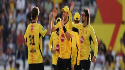 দ্য হান্ড্রেডে বার্মিংহাম ফিনিক্সকে হারিয়ে শীর্ষে ট্রেন্ট রকেটস