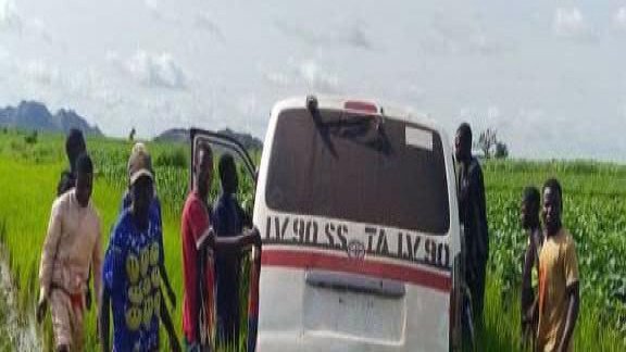 নাইজেরিয়ায় বন্দুকধারীদের হাত থেকে ৩৩ জিম্মিকে উদ্ধার করল সেনাবাহিনী