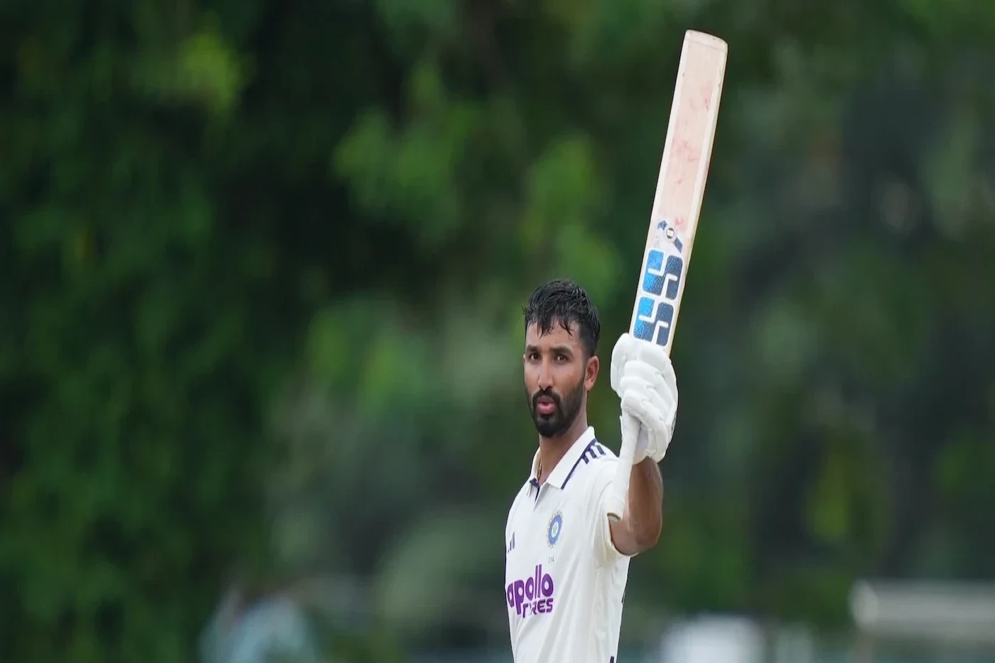 পাডিক্কালের অপরাজিত ১৪২ রানে ভারতের জবাব
