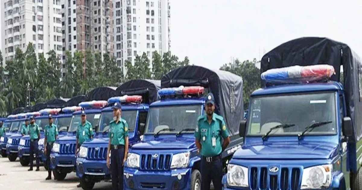 পুলিশের যানবাহনে নাশকতার আশঙ্কায় দেশজুড়ে সর্বোচ্চ সতর্কতা