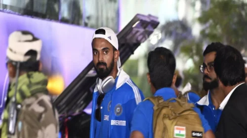 বিমানবন্দরে অটোগ্রাফের অনুরোধে কেএল রাহুলের মজার প্রতিক্রিয়া ভাইরাল