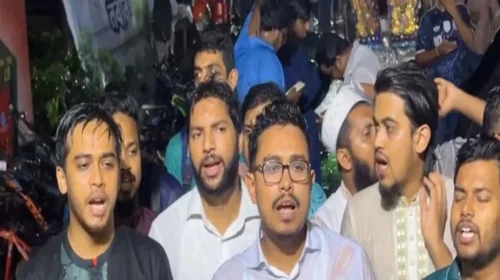 শিক্ষক নিয়োগে ম্যানেজিং কমিটির ক্ষমতা ফেরানোর প্রতিবাদে ডাকসুর বিক্ষোভ