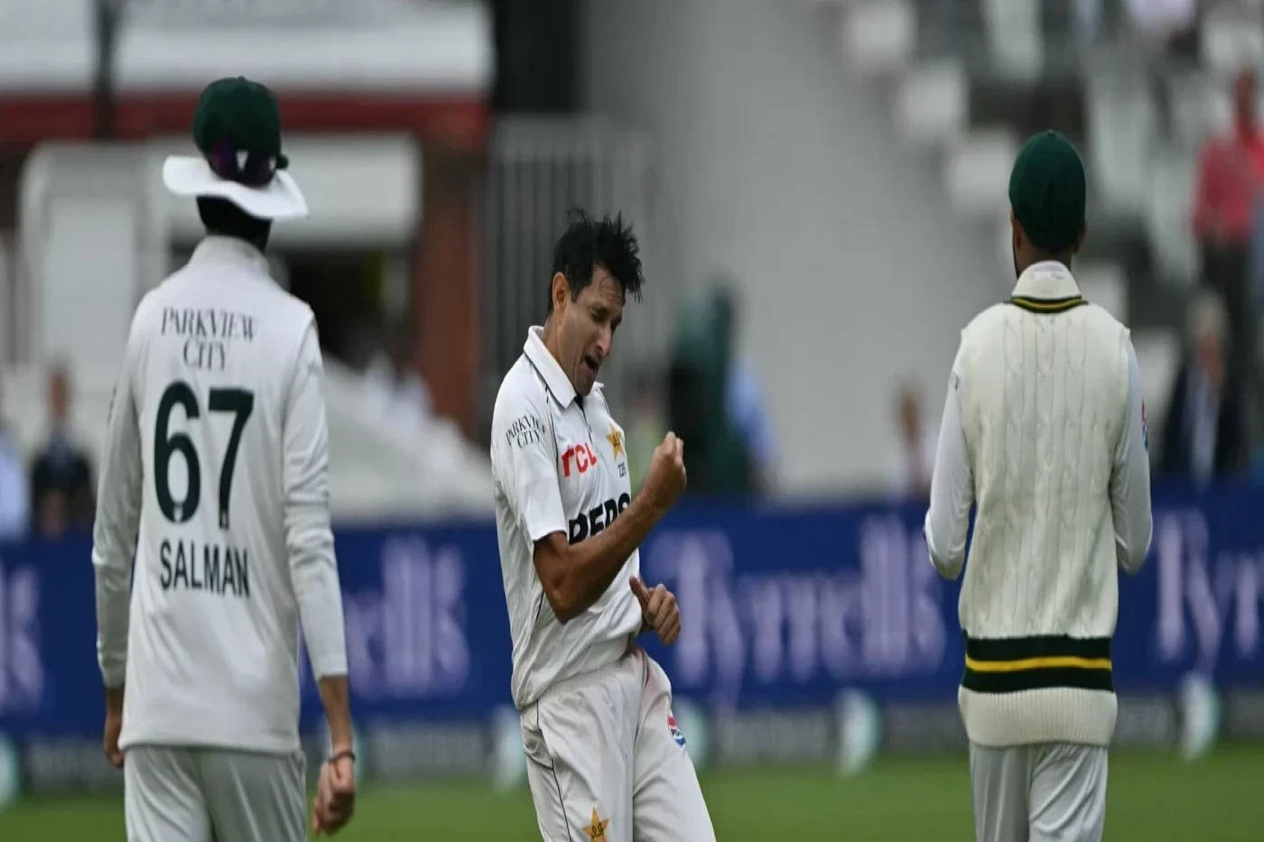 ‘ইতিবাচকতা ছড়ানোই আমাদের কাজ’: পাকিস্তান টেস্ট দলে শান্ত পরিবেশ চান নোফকে