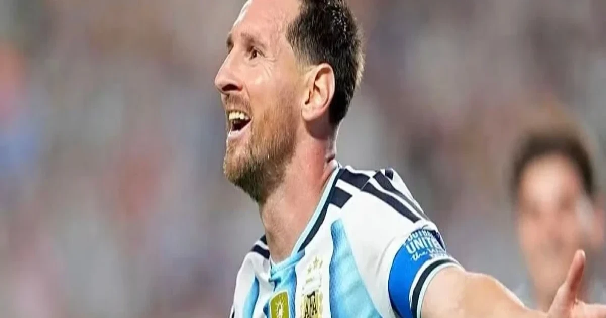 আর্জেন্টিনা দল থেকে মেসির অবসর, শ্রদ্ধা জানালেন জামাল-তপুরা