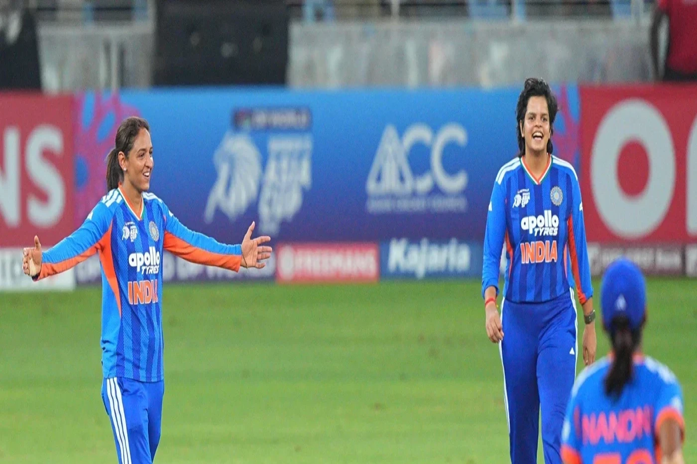 এশিয়া কাপ জিতেও ট্রফি পেল না ভারত, দুবাইয়ে ট্রফি ছাড়াই উদযাপন
