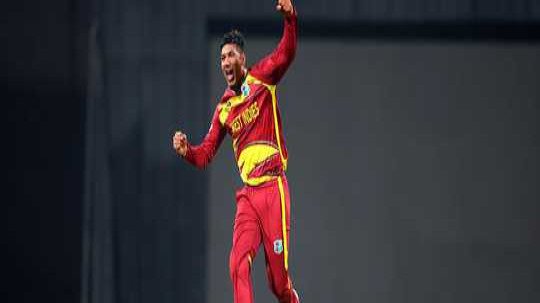 দেসকার্তে ও মোতির বীরত্বে শেষ বলের রোমাঞ্চে প্লে-অফে বার্বাডোজ ট্রাইডেন্টস