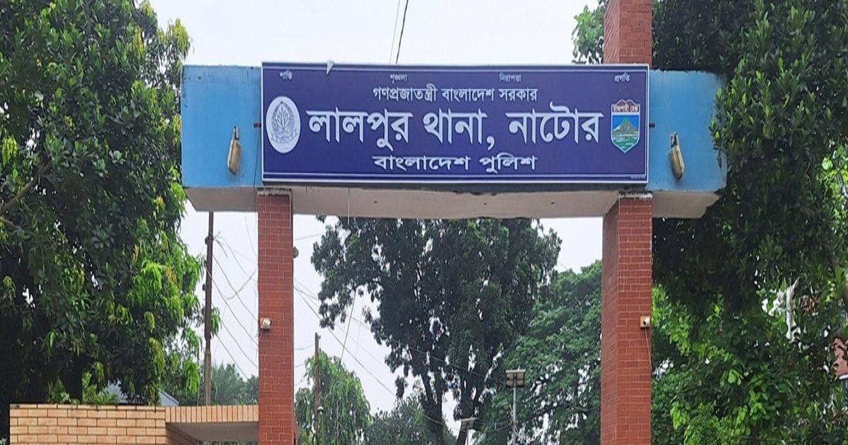 নাটোরে পদ্মা নদীতে ড্রেজারে খেলতে গিয়ে শিশুর মৃত্যু