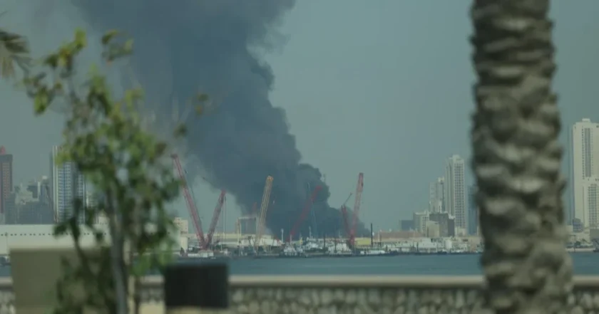 বাহরাইনে মার্কিন নৌঘাঁটিতে ইরানের হামলা, সরিয়ে নেওয়া হয়েছে ১,৪৫০ পরিবারকে