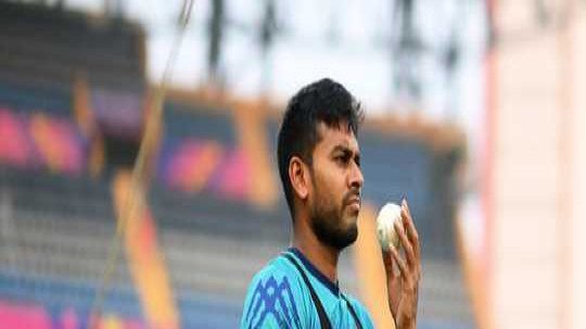 মেহেদী মিরাজের ঘূর্ণিতে গায়ানা আমাজন ওয়ারিয়র্সের অষ্টম জয়