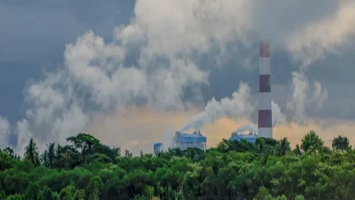 রামপাল বিদ্যুৎকেন্দ্রে অর্থায়ন: বার্কলেসের বিরুদ্ধে যুক্তরাজ্যে মামলা