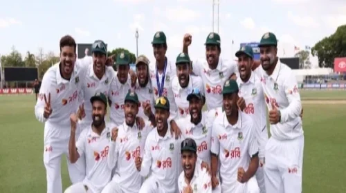 আফগানিস্তানের বিপক্ষে টেস্টের আগে মানিয়ে নেওয়া নিয়ে চিন্তিত সিমন্স