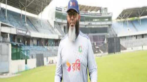 আবুধাবি টেস্টের বাকি সময়ে স্পিনাররা বড় ভূমিকা রাখবেন: মোশতাক