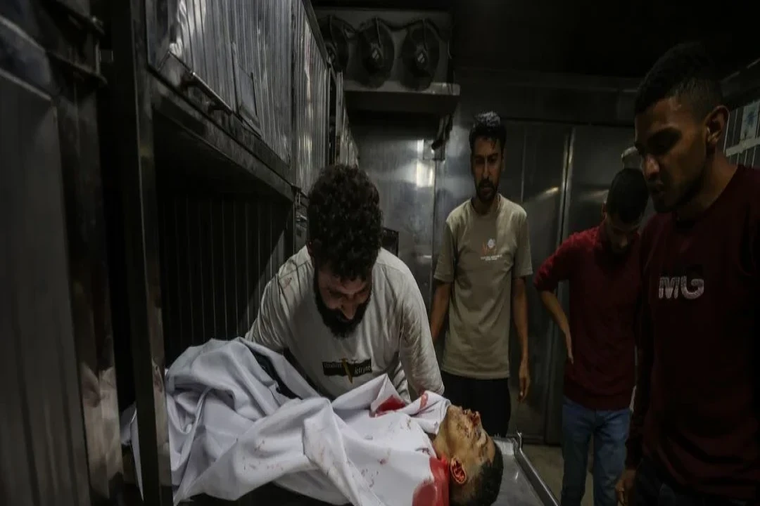 গাজাজুড়ে ইসরায়েলি হামলায় নারী ও শিশুসহ নিহত অন্তত ৭, আহত বহু