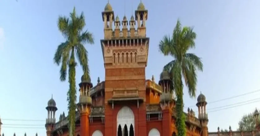 ঢাবি সাংবাদিকদের ওপর হামলার পাঁচ মাসেও জমা পড়েনি তদন্ত প্রতিবেদন