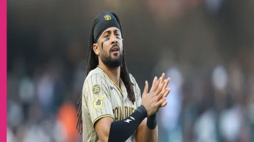 নতুন লুকে নজর কাড়লেন ফার্নান্দো তাত্তিস জুনিয়রের প্রেমিকা জসকারেন কারিজো