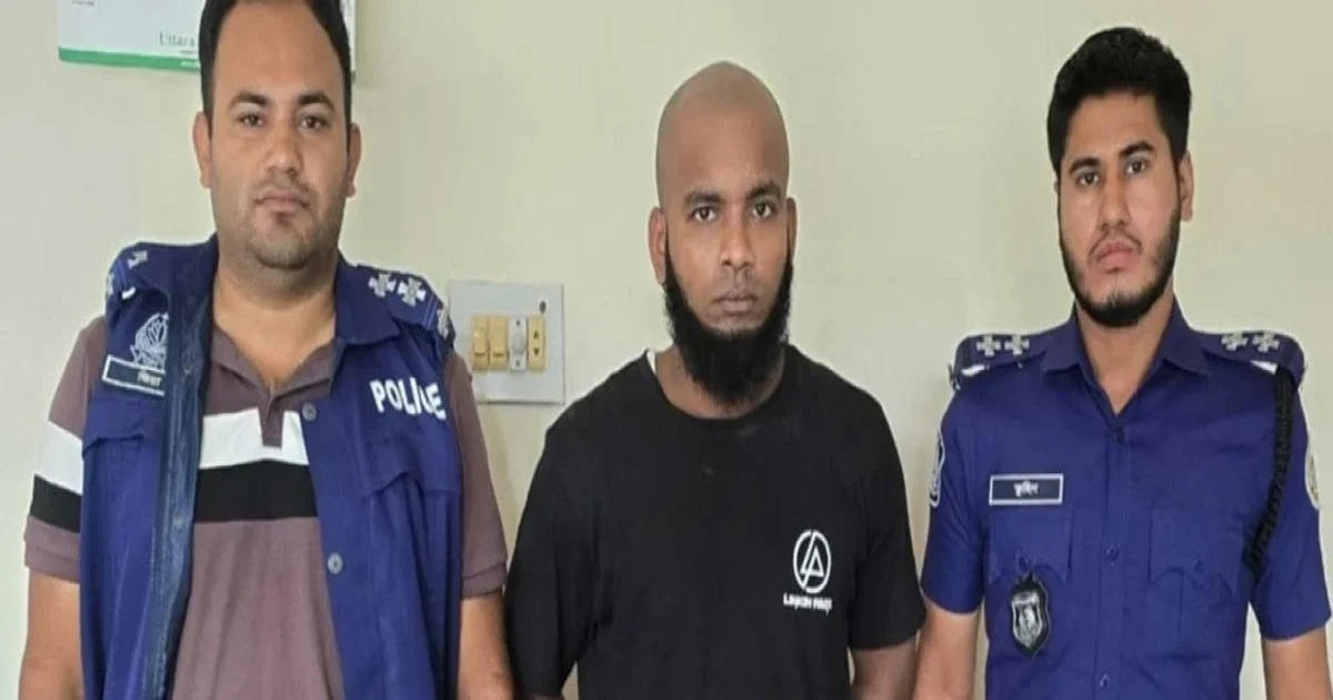 ভোলার দৌলতখানে দেশীয় অস্ত্রসহ মাদক কারবারি গ্রেপ্তার