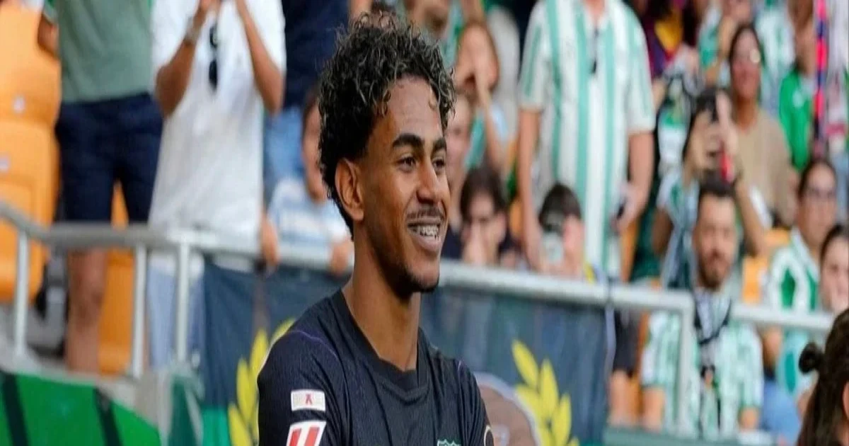 রিয়াল বেতিসকে ৫-২ গোলে হারিয়ে শীর্ষে বার্সেলোনার জয়জয়কার