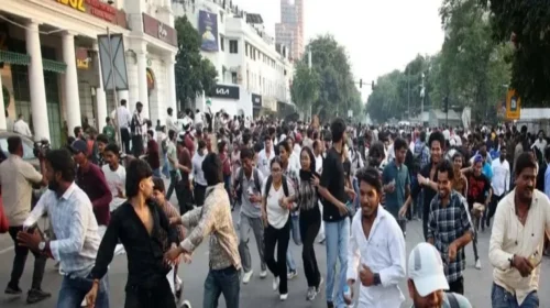 রোববার ফের যন্তরমন্তরে বিক্ষোভের ঘোষণা ককরোচ পার্টির