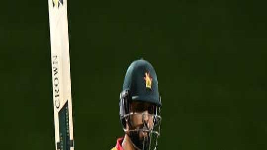 সংযুক্ত আরব আমিরাত সফরে জিম্বাবুয়ের অধিনায়ক সিকান্দার রাজা